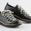Discount M121 Black Shoes
