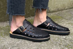 Fashion S100 Holes Sabot Sandals